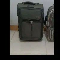 یک عدد چمدان سایز متوسط|کیف، کفش، کمربند|رشت, حمیدیان|دیوار