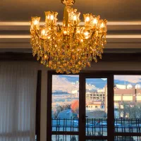 لوستر کریستالی، ۱۰ شاخه،گارانتی‌دار، همراه ۱۵ لاله|لوستر و چراغ آویز|زنجان, |دیوار