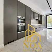 فاز دو سه خوابه ۲۴۰ متر / ۲۰۰ متر حیاط اختصاصی