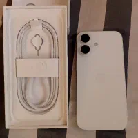 ایفون ۱۶ نرمال در حد نو