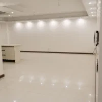 ۱۰۰ متری باغ شازده نوساز، مناسب سرمایه گذاری