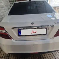 دنا پلاس اتومات سفید ۱۴۰۲|خودرو سواری و وانت|اراک, |دیوار