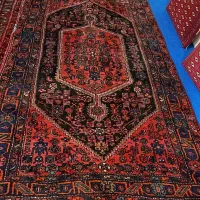 فرش دستبافت قدیمی قابل تعمیر