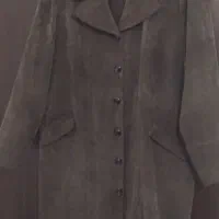 دو عدد پالتویِ مخملِ کبریتی کاملا سالم|لباس|رشت, حمیدیان|دیوار