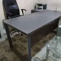 میز و صندلی