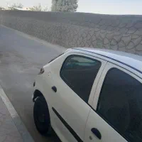 یک دستگاه خودروی ۲۰۶|خودرو سواری و وانت|خمینی‌شهر, |دیوار