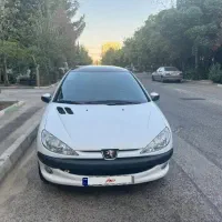 ۲۰۶ سقف شیشه ای (پانا)