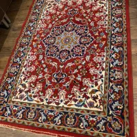 قالیچه ماشینی سالم و قدیمی و ریز باف