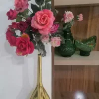 گل و گلدان