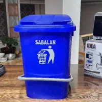 سظل زباله|لوازم نظافت|شیراز, زند|دیوار