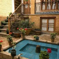 معاوضه و فروش خانه۱۸۵متری شریف آباد روبرو مسجد ادب