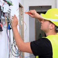 نیازمند سیمکش ساختمان. سیم کشی آپارتمان 24واحدی