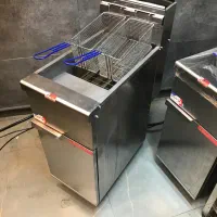 تجهیزات فست فودی در حد نو