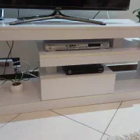 میز تلویزیون مدرن،شیک و بدون خط و خش