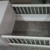 تخت نوجوان