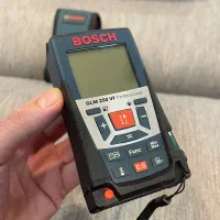 متر لیزری بوش ۲۵۰ متری|ماشین‌آلات صنعتی|تهران, درکه|دیوار