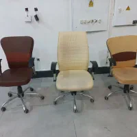 ۳ تا صندلی جک دار سالم تابلو اموزشگاه