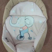 آغوشی  بچه