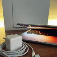 Macbook Air M4 2025 - 512gb 24 gb