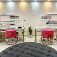 ناخن کار و مژه کار حرفه ای ، درصدی یا اجاره