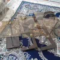 گل میز شیشه ای با پایه های mdf