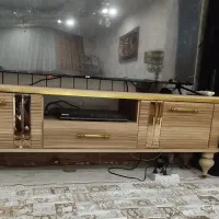 آینه وکنسول بهمراه میزتی وی وجاکفشی وجلومبلی عسلی|بوفه، ویترین، کنسول|اسلام‌شهر, شهرک واوان|دیوار