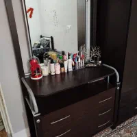 میز آرایشی