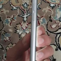 اپل iPhone 6 با حافظهٔ ۶۴ گیگابایت