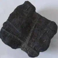 سنگ مشکوک به شهاب|کلکسیون اشیاء عتیقه|تربت‌حیدریه, حاجی یار‎|دیوار