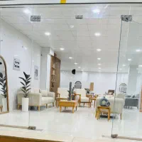 استخدام فروشنده مبلمان دکولایف