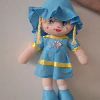 عروسک بزرگ