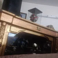 مبل سلطنتی با ویترین