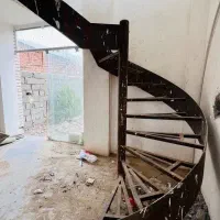 پله گرد محکم و سنگین