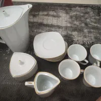 سرویس چایخوری 17پارچه سالم و تمیز و کاملا نو