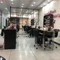 اجاره میز ناخن و تخت مژه|اجارهٔ دفتر کار، اتاق اداری، مطب|کرج, فاز ۲ مهرشهر|دیوار