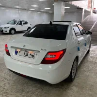 دنا اتومات Auto فول آپشنال سفید 1405 تحویل روز آنی