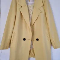 تعدادی کت و مانتو