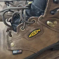 کفش کوهنوردی برند keen