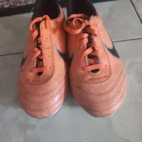 کفش چمن|کیف، کفش، کمربند|گرگان, |دیوار