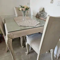 میز و صندلی ناهارخوری