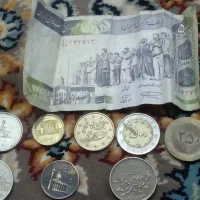 چند عدد سکه قدیمی وا اتقه