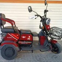 سه چرخه برقی بزرگسال