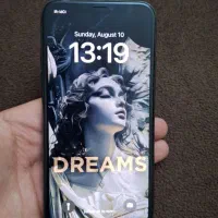 اپل iPhone X با حافظهٔ ۶۴ گیگابایت