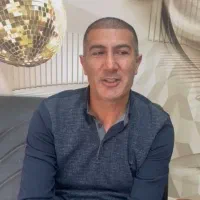کلینک کاشت مو در تبریز
