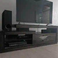 میز بسیار تمیز