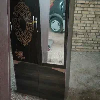 کمد لباس کارکرده