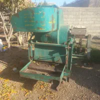 خرمنکوب بادی در حد نو|ماشین‌آلات صنعتی|دینور, |دیوار