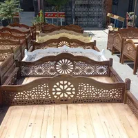 مبل وتخت سنتی منبتM/55|مبلمان خانگی و میز عسلی|اصفهان, هفتون|دیوار