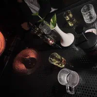 استخدام نیروی خانم