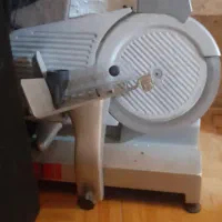 فروش ویژه کالباس بر محک